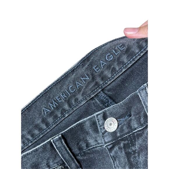 American Eagle High Rise Mom Shorts Size 4 - Picture 4 of 6